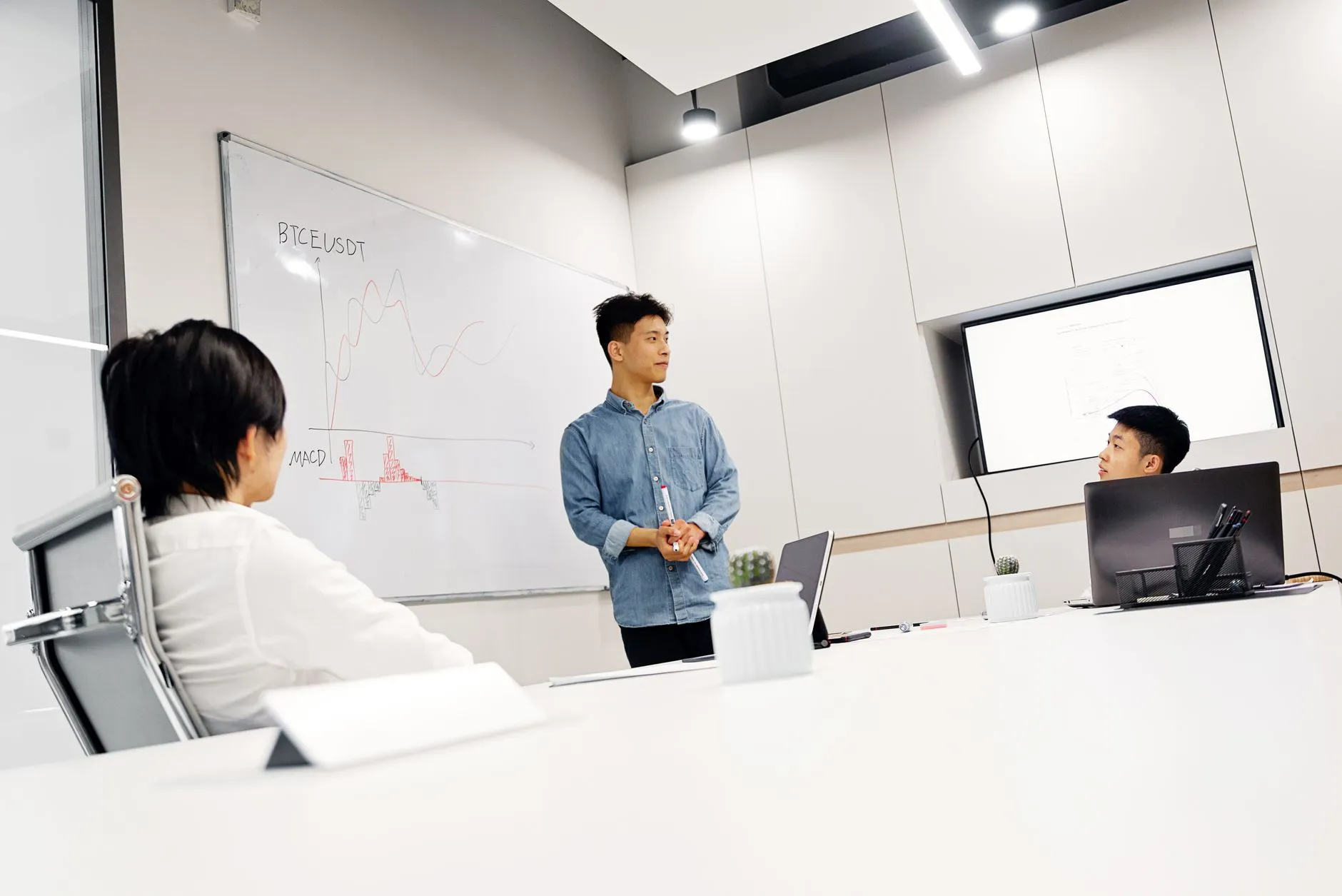 西南外贸企业拓展海外市场的国际贸易全流程解决方案