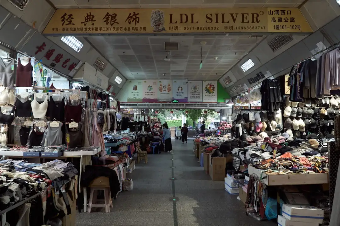 西南外贸企业拓展海外市场如何选择国际货运代理正文配图 2